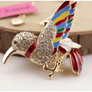 New betsey Johnson wing bird